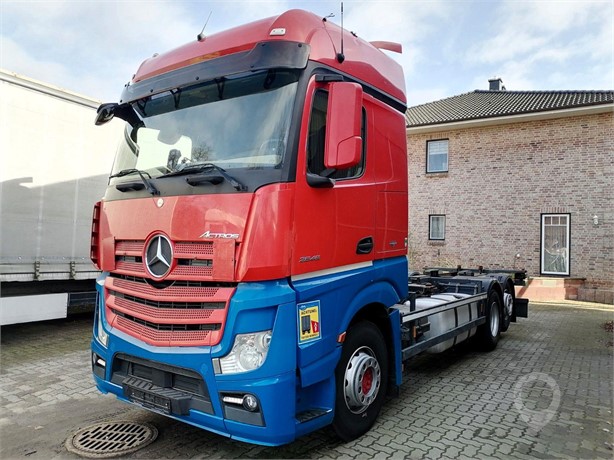 2013 MERCEDES-BENZ ACTROS 2545 Used Chassis Cab Trucks for sale