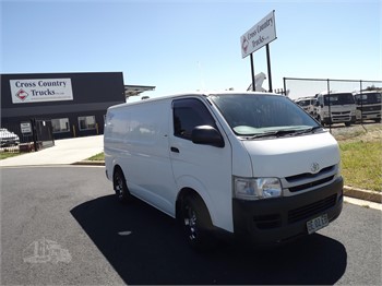 2009 TOYOTA HIACE Used Commercial Vans for sale