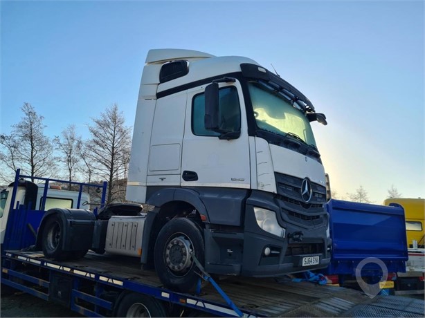 2014 MERCEDES-BENZ ACTROS 1843 Used Tractor with Sleeper for sale