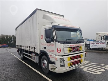 2005 VOLVO FM9.300 Used Curtain Side Trucks for sale