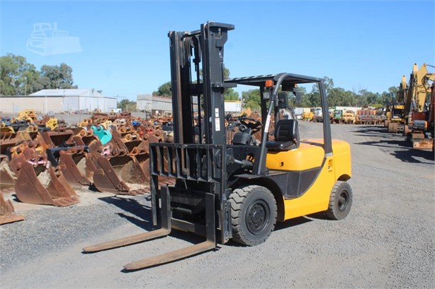 2013 GOODSENSE FD50 Used Pneumatic Tire Forklifts for sale