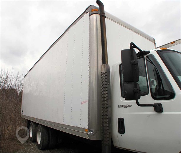 COMMERCIAL BABCOCK 28FT BOX, 96IN BARN DOORS Used Other Truck / Trailer Components for sale
