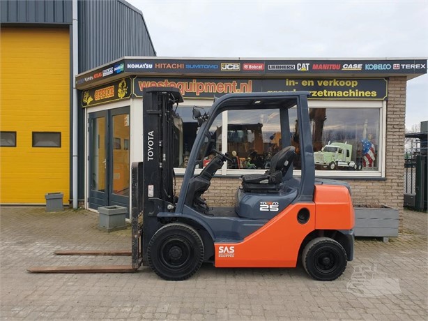 2012 TOYOTA 8FDF25 Used Cushion Tyre Forklifts for sale