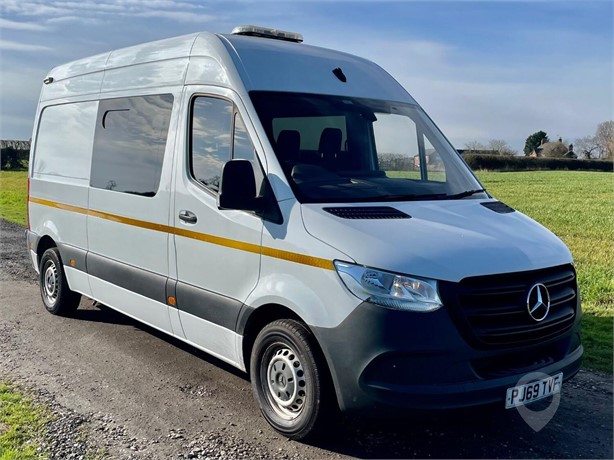 2019 MERCEDES-BENZ SPRINTER 213 Used Panel Vans for sale