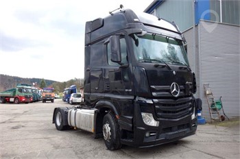 2014 MERCEDES-BENZ 1848 Used Tractor with Sleeper for sale