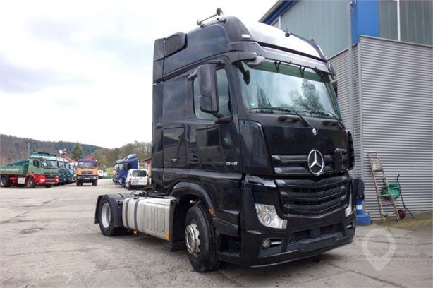 2014 MERCEDES-BENZ 1848 Used Tractor with Sleeper for sale