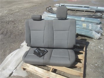 FORD EXTENDED CAB BACK SEAT Gebraucht Sitz LKW- / Anhängerkomponenten kommende versteigerungen
