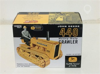 ERTL JOHN DEERE 440 CRAWLER Used Die-cast / Other Toy Vehicles Toys / Hobbies upcoming auctions