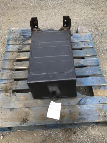 2015 FREIGHTLINER M2-106 Used Battery Box Truck / Trailer Components for sale