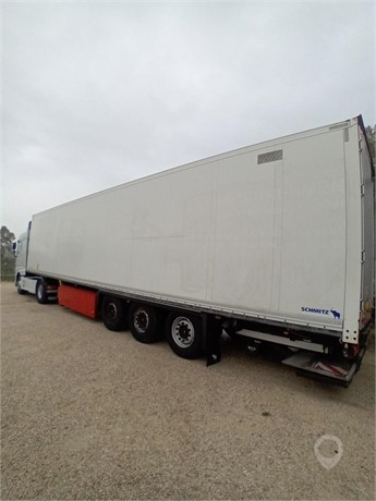 2013 SCHMITZ SCB Used Box Trailers for sale