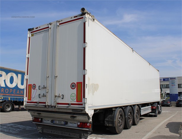 2019 KRAKER CF200 Used Curtain Side Trailers for sale
