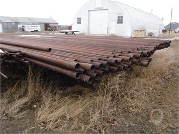 2 7/8"X30' MALE/FEMALE THREADED PIPE WITH RACK Used Other upcoming auctions