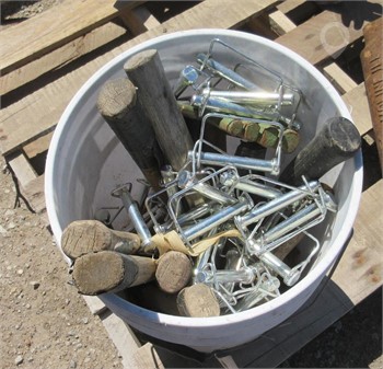 BUCKET OF ASSORTED HAMMERS PINS AND BREAKER Used Hand Tools Tools/Hand held items upcoming auctions