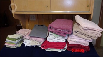 HAND & BATH TOWELS Used Other Personal Property Personal Property / Household items upcoming auctions