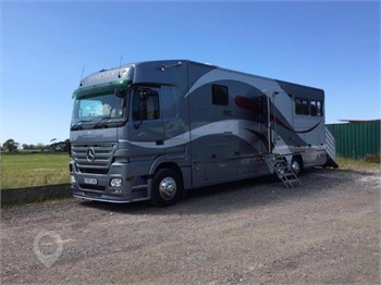1900 MERCEDES-BENZ ACTROS 2541 Used Horse Box Trucks for sale