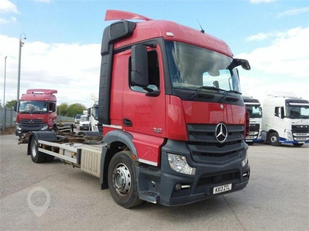 2013 MERCEDES-BENZ ACTROS 1842 Used Chassis Cab Trucks for sale