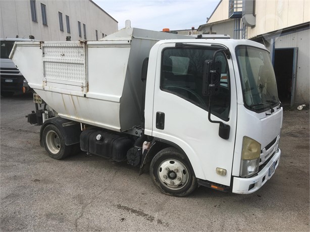 2009 ISUZU NLR Used Refuse / Recycling Vans for sale