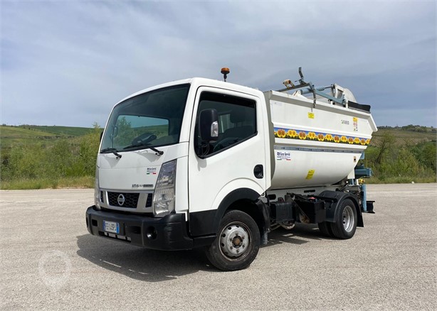 2016 NISSAN NT400 Used Refuse / Recycling Vans for sale