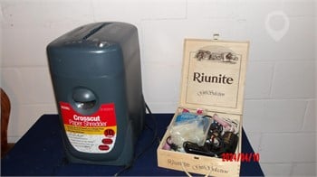 PAPERSHREDDER & GLUE GUN Used Other Personal Property Personal Property / Household items upcoming auctions