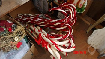 OUTDOOR CHRISTMAS DECORATIONS Used Other Personal Property Personal Property / Household items upcoming auctions