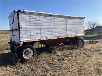 1970 COLT 20' SINGLE AXLE HOPPER BOTTOM GRAIN TRAILER Used Other upcoming auctions