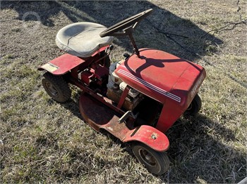 PENNCRAFT 4HP ANTIQUE LAWN MOWER Used Other upcoming auctions