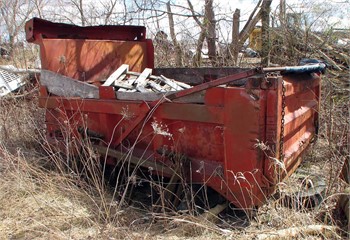 DUMP BOX 10FT, 96IN WIDTH, RED Used Other Truck / Trailer Components for sale