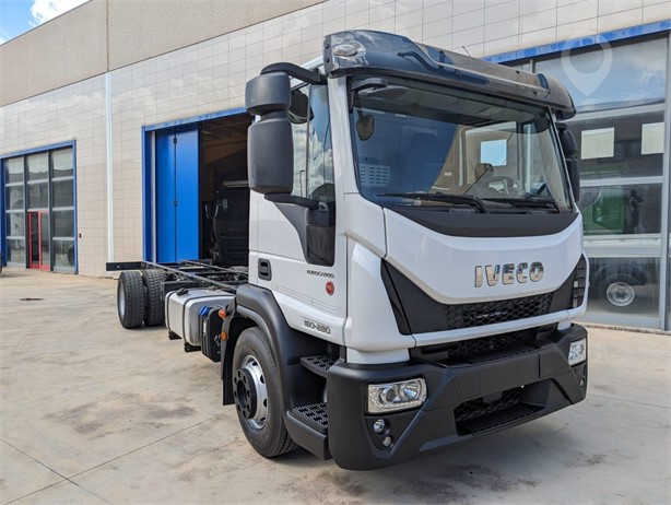 2017 IVECO EUROCARGO 160E28 Used Chassis Cab Trucks for sale