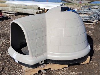 IGLOO DOG HOUSE Used Other upcoming auctions