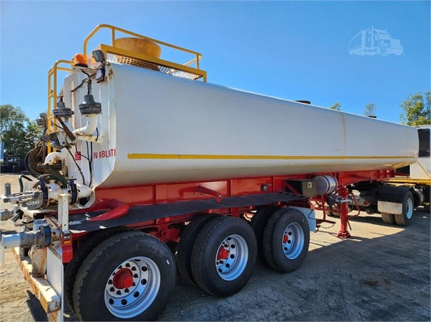 2013 TRISTAR SEMI Used Water Tank Trailers for sale