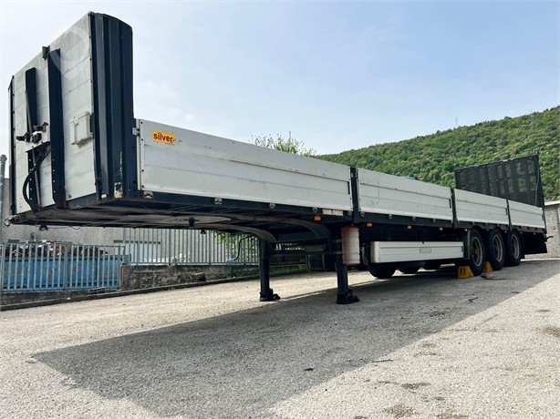 2005 SILVER SEMIRIMORCHIO Used Low Loader Trailers for sale