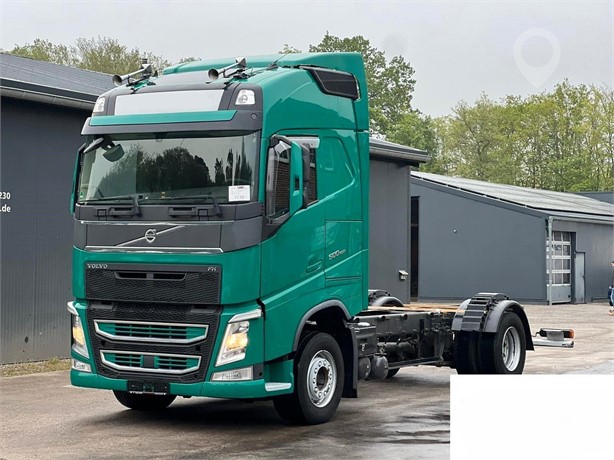 2016 VOLVO FH500 Used Chassis Cab Trucks for sale