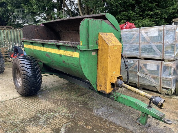 2012 CONOR 750 Used Dry Manure Spreaders for sale