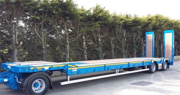 2024 MAC TRAILER MFG 3AXLE TURNTABLE LOW New Standard Flatbed Trailers for sale