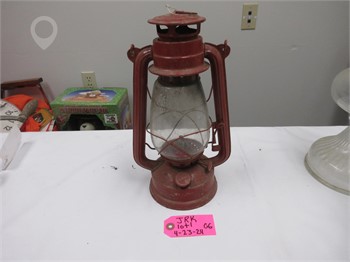 AMERICAN CAMPER KEROSENE LANTERN Used Outdoor Living Camping / Entertainment Motorhome Accessories upcoming auctions