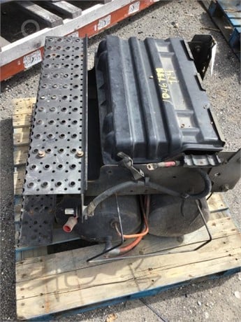 2008 INTERNATIONAL 7400 Used Battery Box Truck / Trailer Components for sale