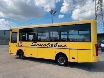 2004 IVECO EUROCARGO 90E21 Used Bus Busse zum verkauf