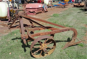 MASSEY-HARRIS 27 Used Ploughs for sale