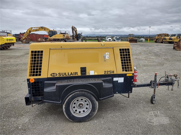 2013 SULLAIR 250 CFM Used Air Compressors for sale