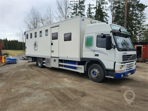 2000 VOLVO FM7 Used Horse Box Trucks for sale