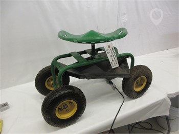 GARDEN CART ROLLING SEAT Used Lawn / Garden Personal Property / Household items upcoming auctions