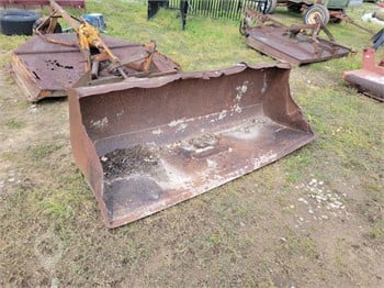 6' JOHN DEERE BUCKET Used Other upcoming auctions