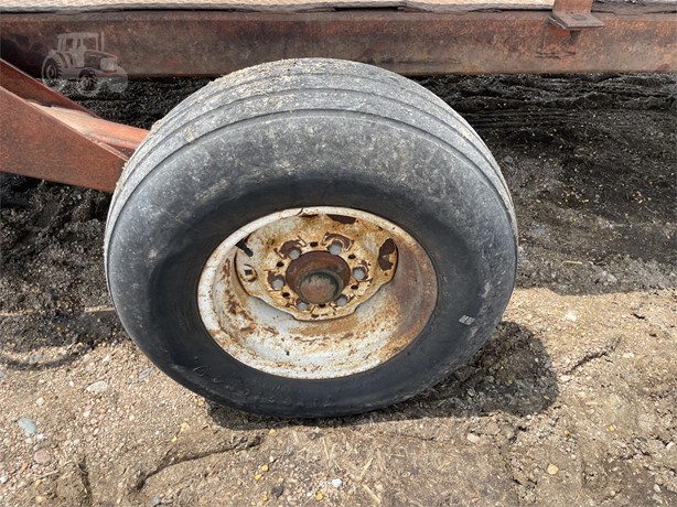UNKNOWN LT Used Livestock Trailers auction results