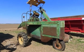 tobacco sprayer for sale topping machine - JS120 - SPAPPERI small trees and infested spots in lawns JOHN DEERE 600A Self Propelled