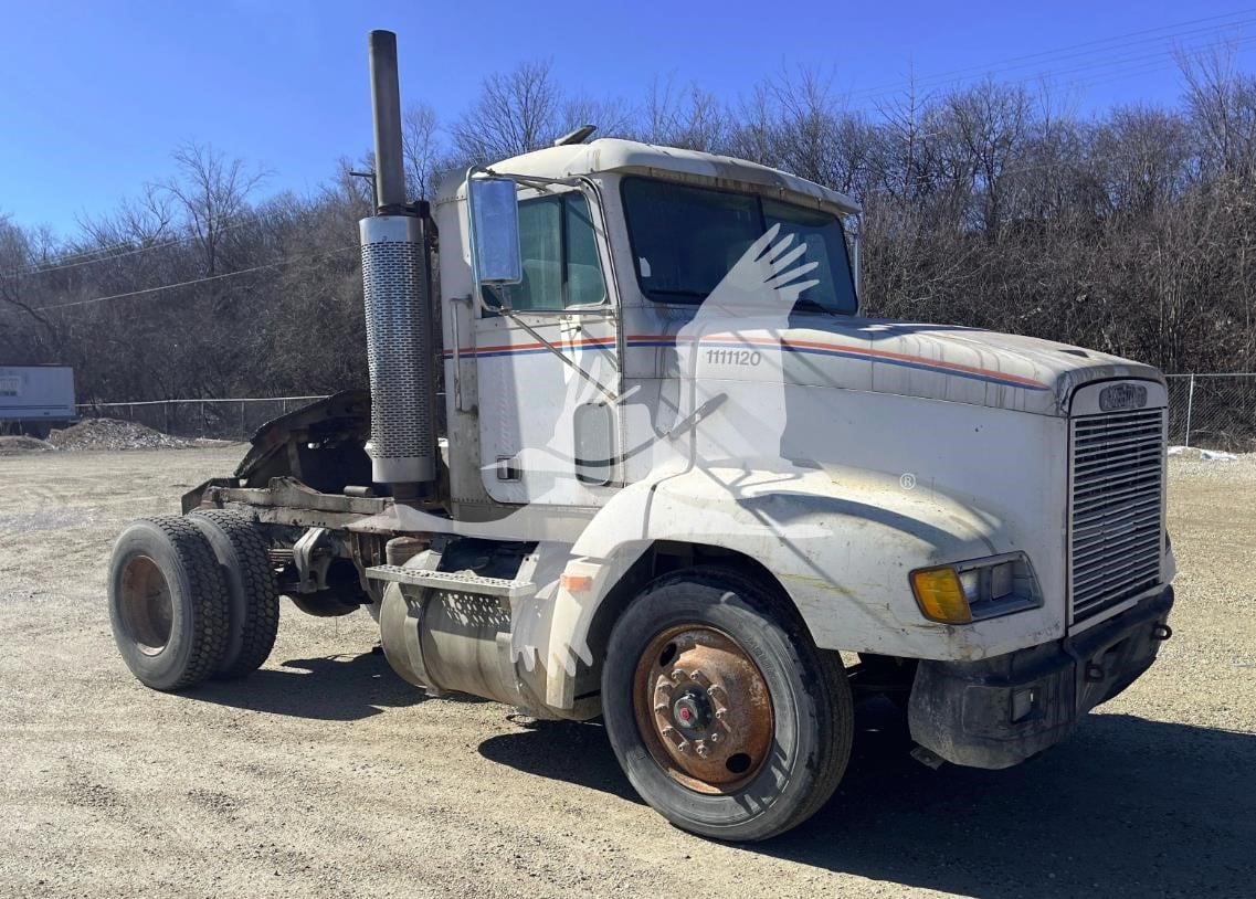 1992 FREIGHTLINER FLD112 491872 - Photo 1