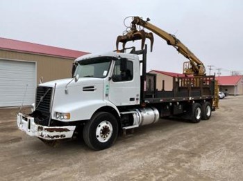 2012 BUILTRITE 1010TM MOUNTED ON 2012 VOLVO Used Mounted Knuckle Boom Cranes auction results